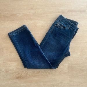 White House Black Market Cropped 5 Pocket Jeans (Size 6)